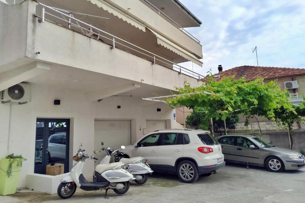 Apartments With A Parking Space Sumpetar, Omis - 11798 Jesenice  Ngoại thất bức ảnh